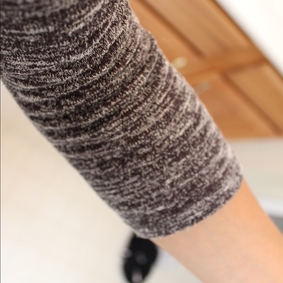 Forever 21 jersey gray quarter sleeve size S - Picture 2 of 4